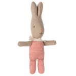 Maileg Maskotka Króliczek w czerwonym ubranku w krateczkę 11 cm