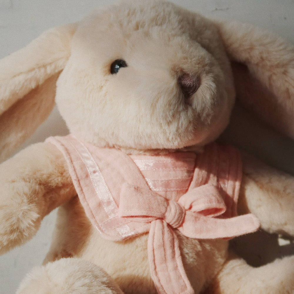 Konges slojd Maskotka królik Lola Sailor