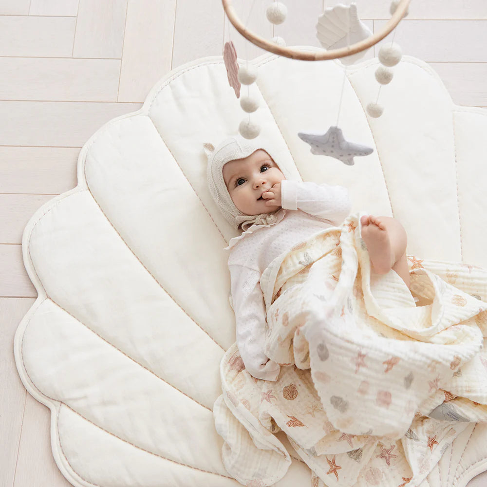 Cam Cam Copenhagen Mata dla niemowląt Sea Shell Play Mat OCS Cameo Rose