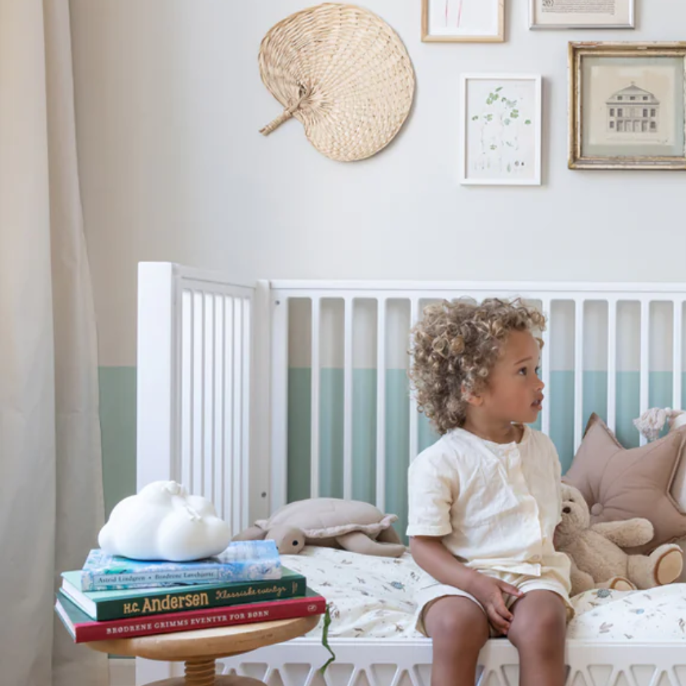 Cam Cam Copenhagen Lampka nocna dla dzieci Cloud Off White