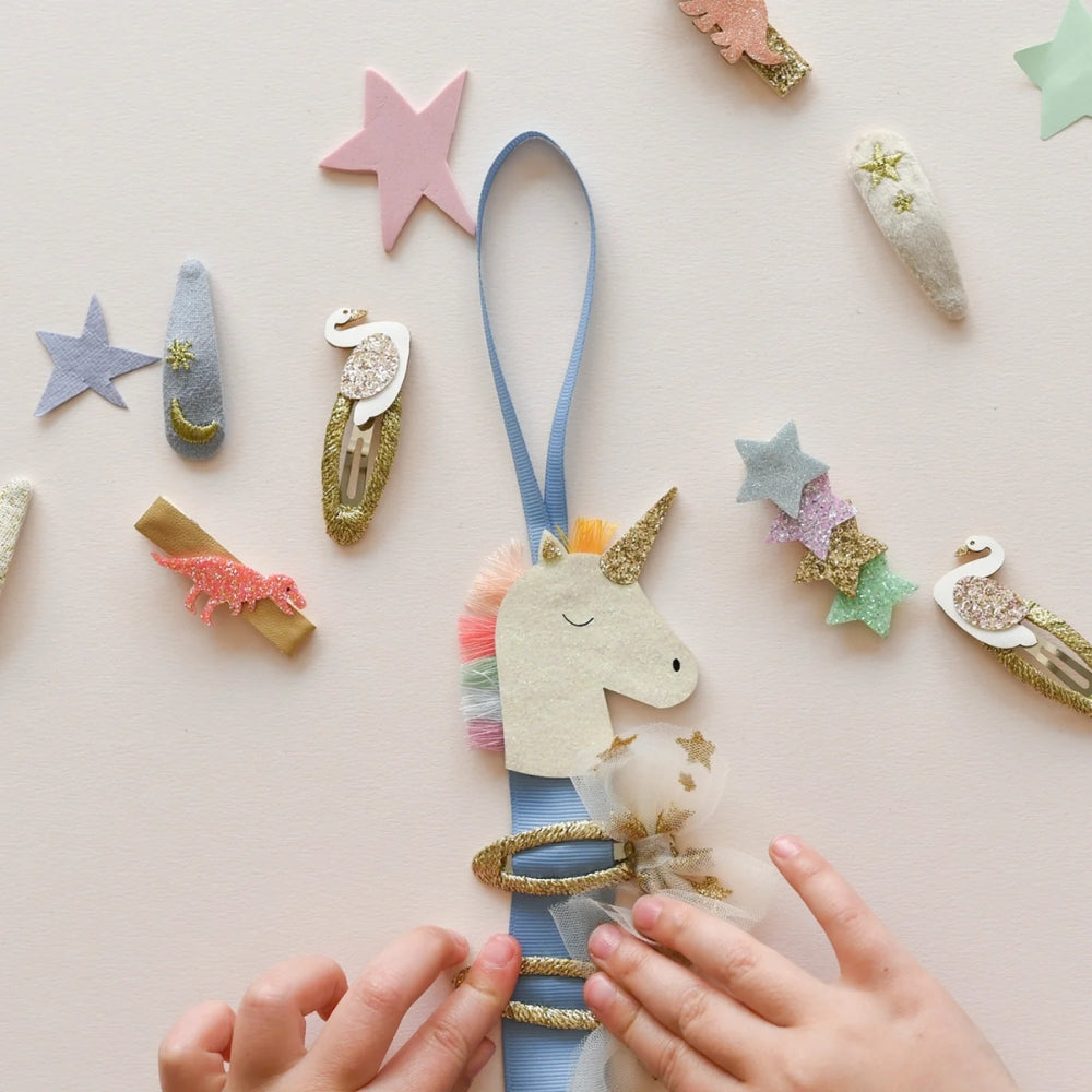 Rockahula Wieszaczek na spinki Rainbow Unicorn