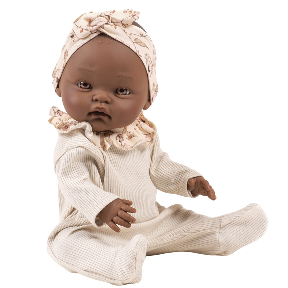 Minikane Lalka dla dzieci Betty w kostiumie i opaską na głowę 36 cm