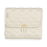 Cam Cam Copenhagen Mata do przewijania pikowana Classic Stripes Camel