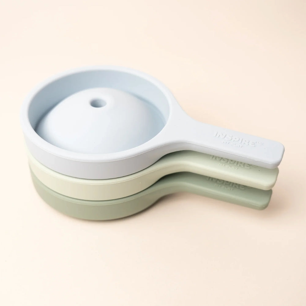 Inspire My Play Silikonowe lejki sensoryczne Green/Blue 3szt