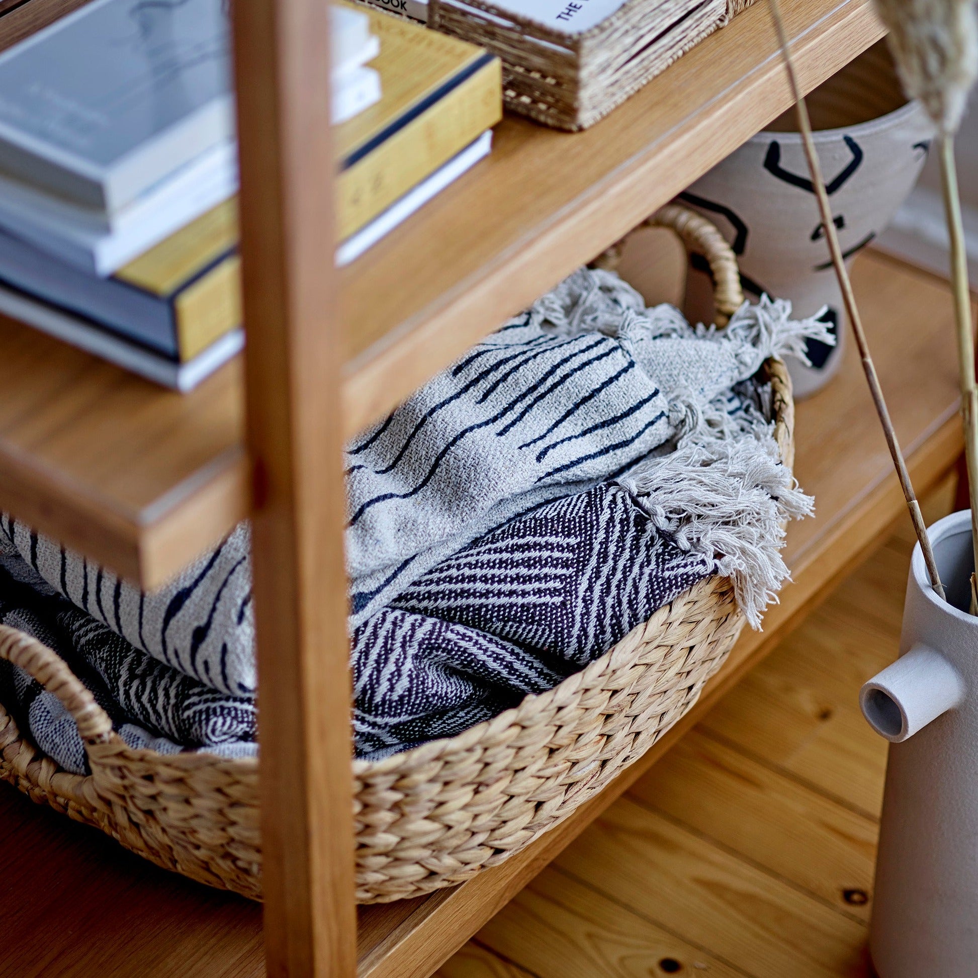 Bloomingville Koc bawełniany Celly Throw Nature Recycled Cotton