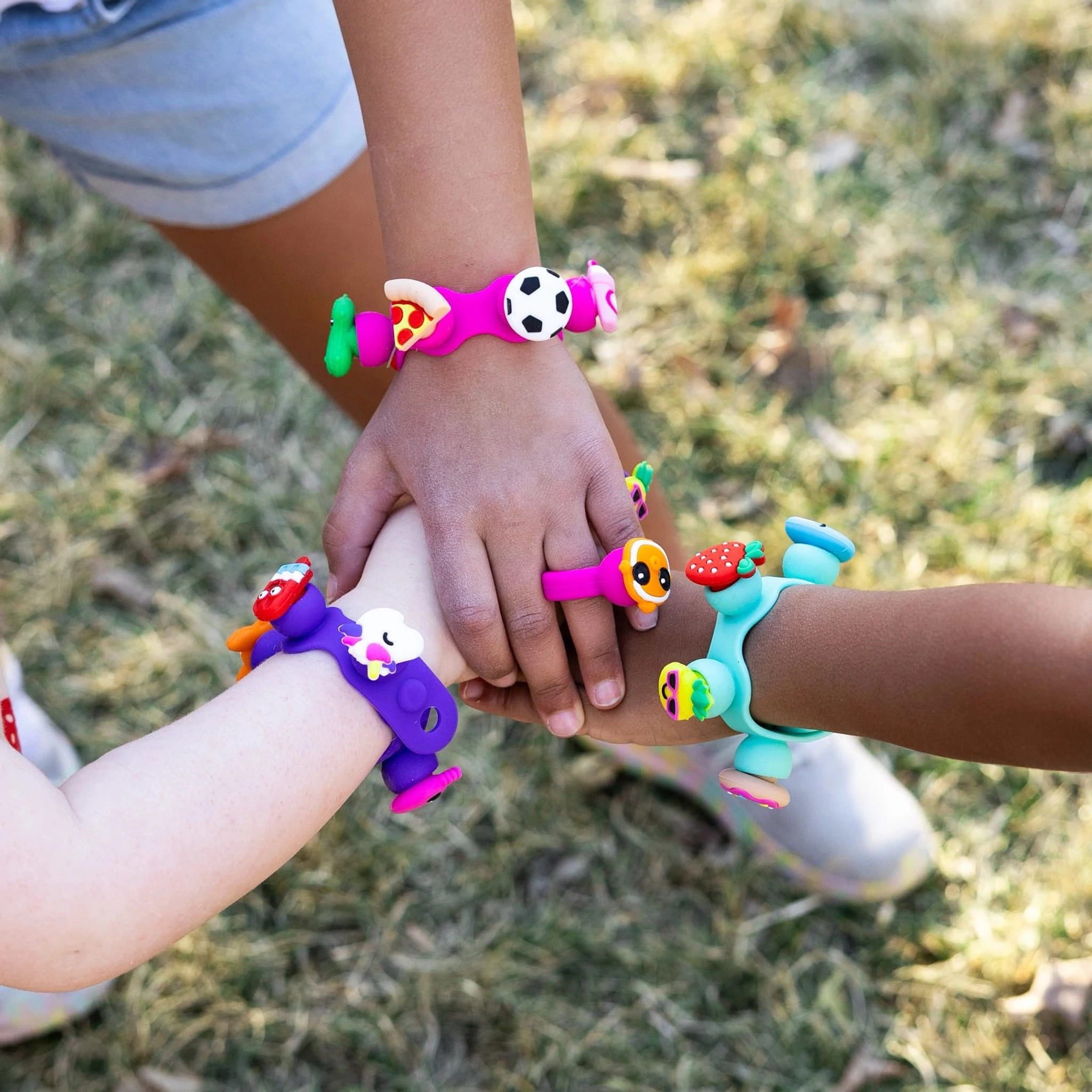 Fat Brain Toys Biżuteria Plip Charms Zestaw Turkusowy