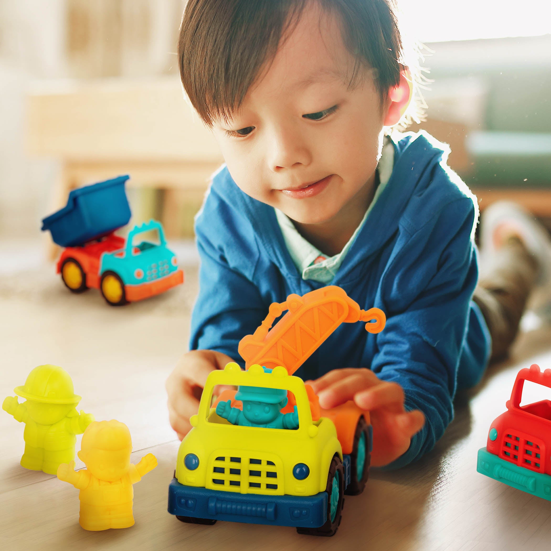 B.Toys Zestaw 3 samochodów Budowlanych z kierowcami