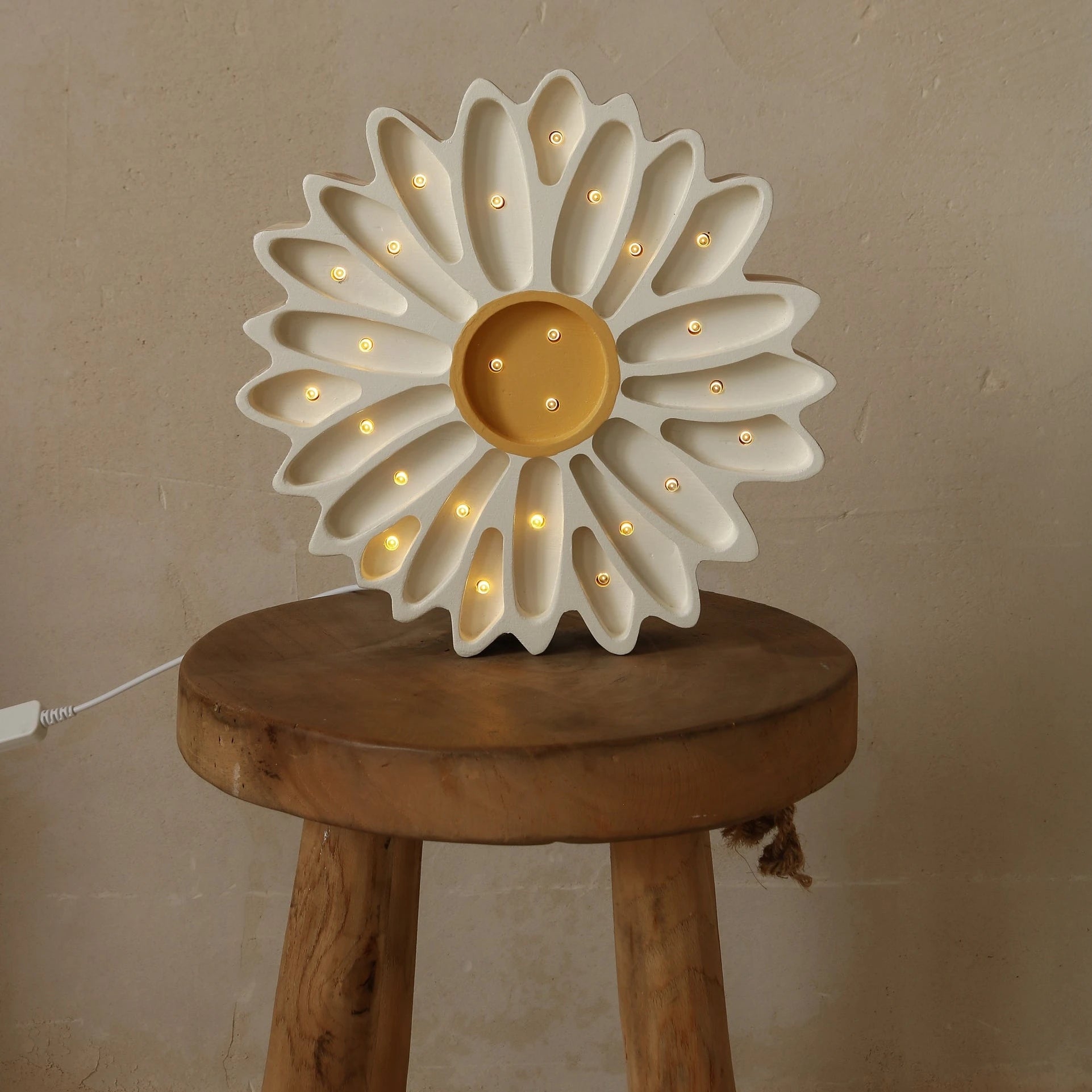 Little Lights Lampka dla dzieci Daisy White