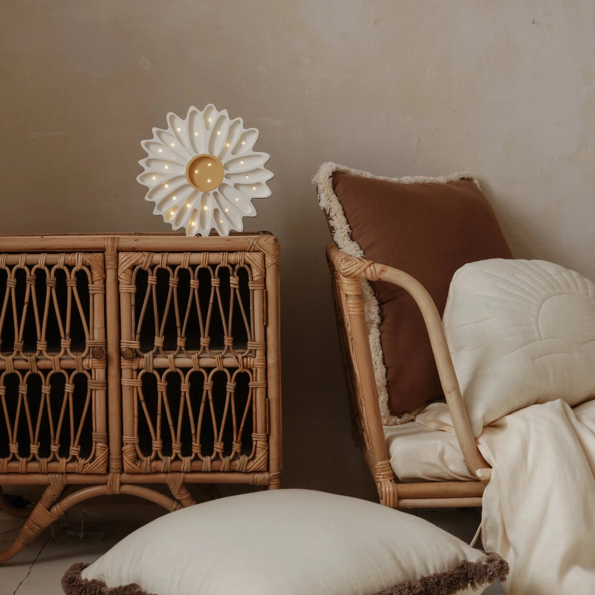 Little Lights Lampka dla dzieci Daisy White