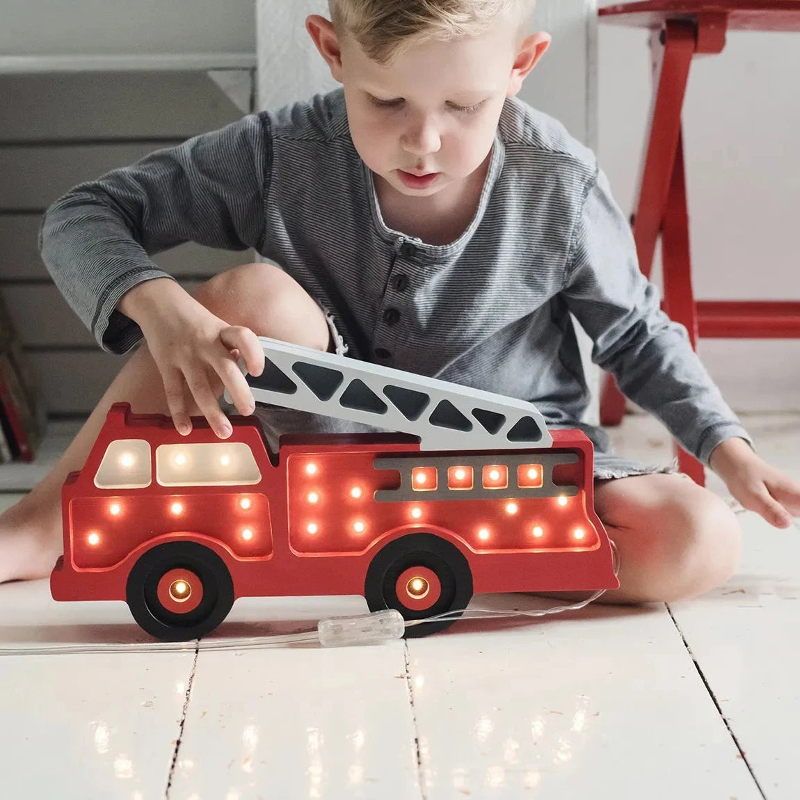 Little Lights Lampka dla dzieci Fire Truck Red