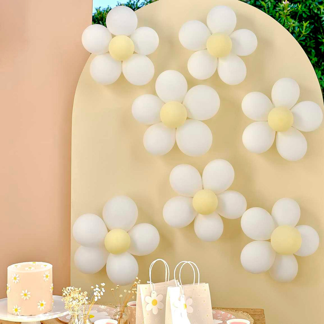 Gingerray Dekoracja z balonów w kształcie stokrotek