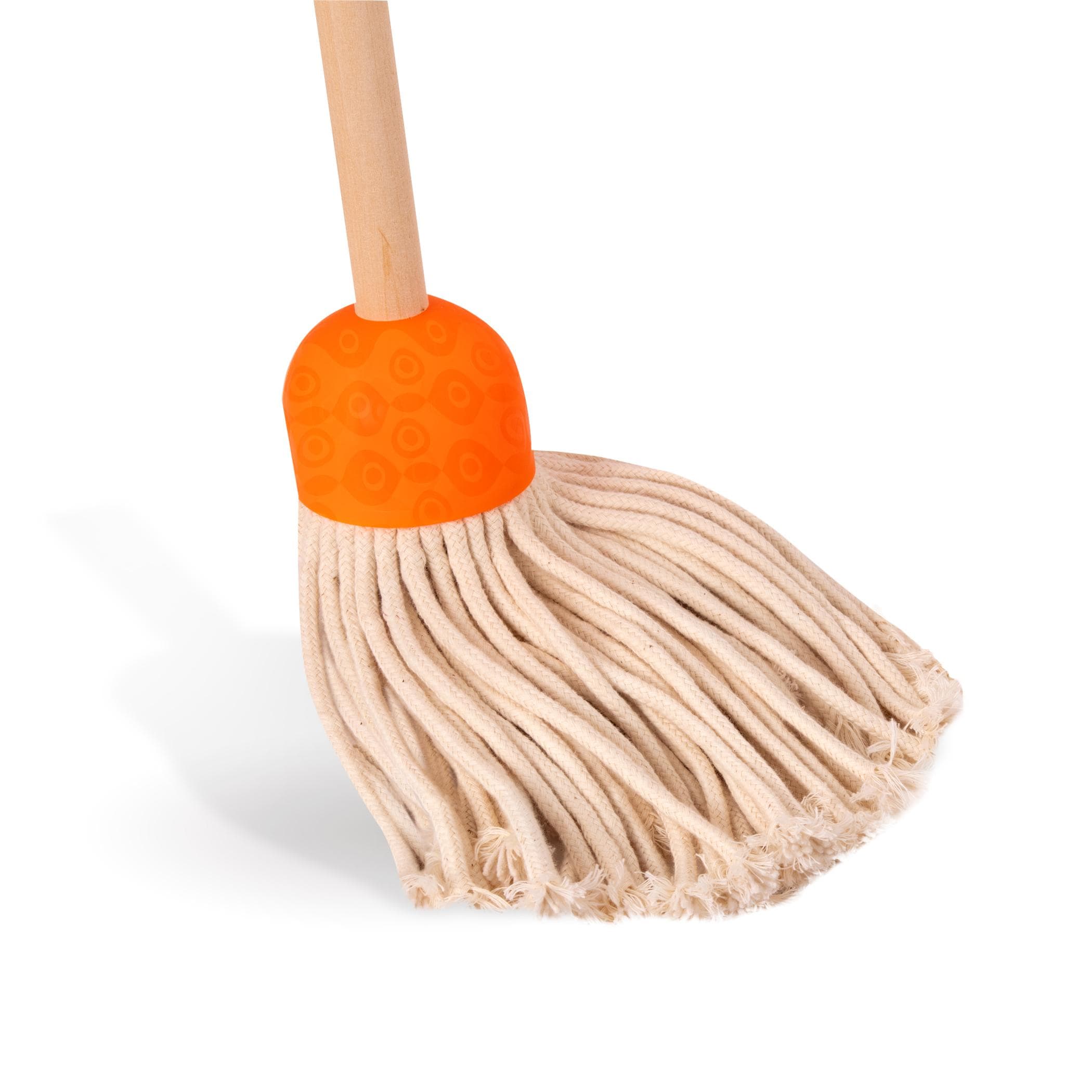 B.Toys Drewniany zestaw do sprzątania Clean ‘n’ Play