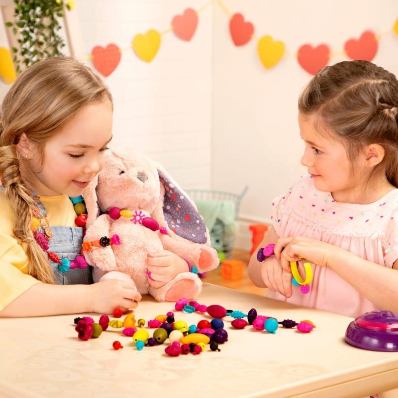 B.Toys Kreatywny zestaw do tworzenia biżuterii 500 szt