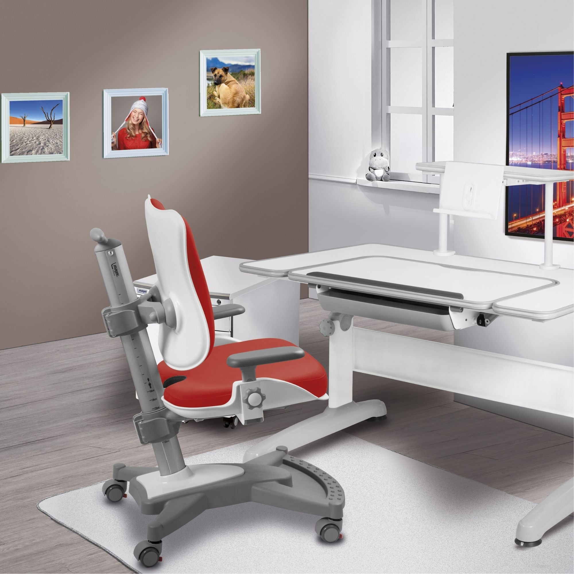 Mayer Ergonomiczne krzesło rosnące z dzieckiem MyChamp czerwone kółka