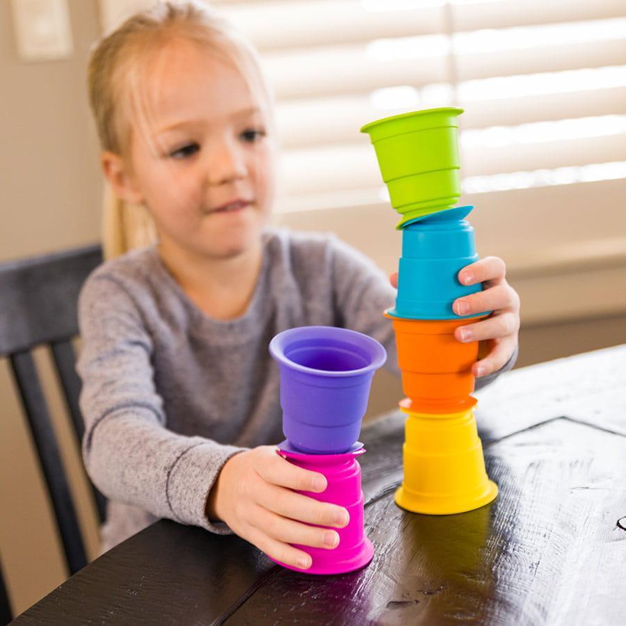 Fat Brain Toys Kubeczki Przyssawki Suction Kupz