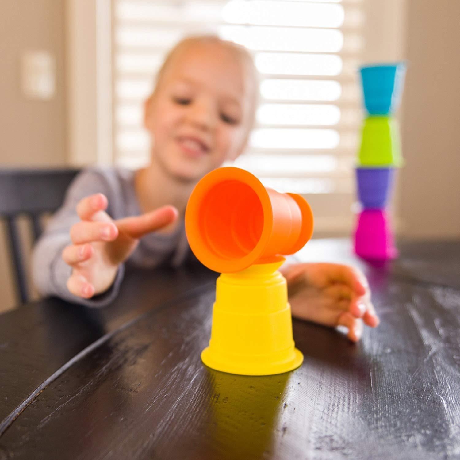 Fat Brain Toys Kubeczki Przyssawki Suction Kupz