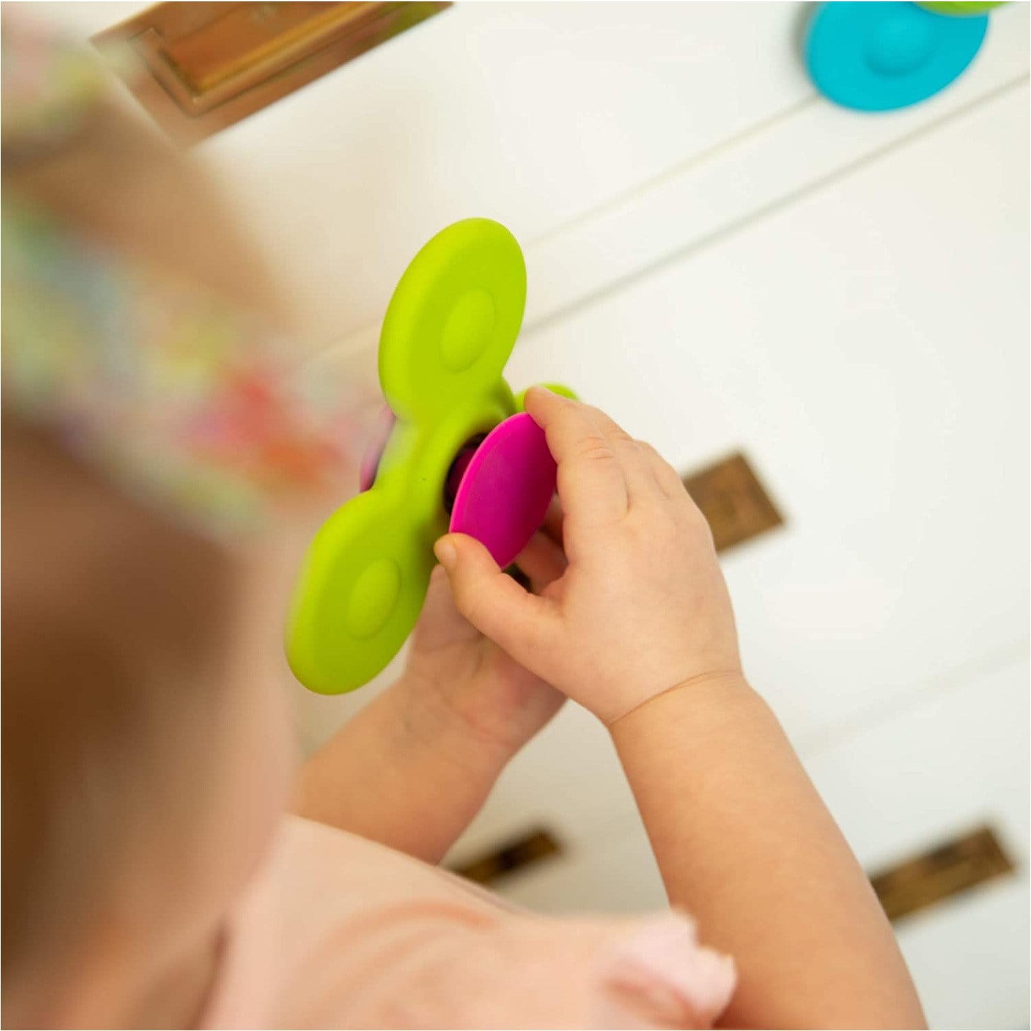 Fat Brain Toys Wirujące Przyssawki 3 szt.