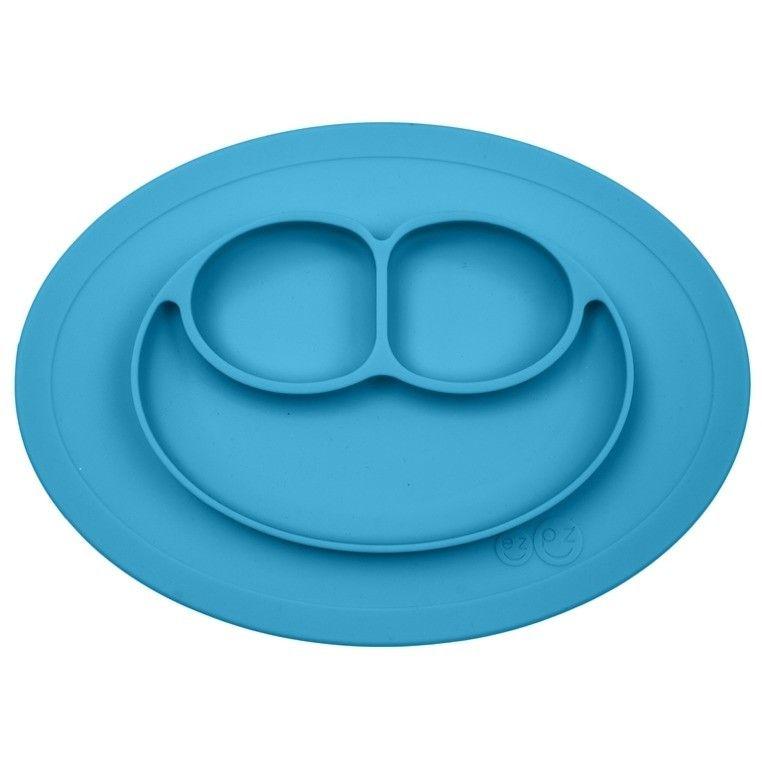 EZPZ Silikonowy talerzyk niebieski z podkładką mały 2w1 Mini Mat - 4kidspoint.pl