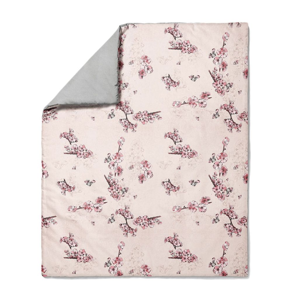 Lullalove Kołderka dla niemowlaka i starszaka sakura