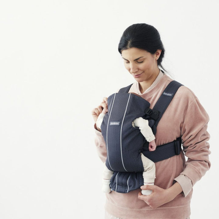 BABYBJORN Nosidełko dla niemowlaka MINI 3D Mesh Antracytowy