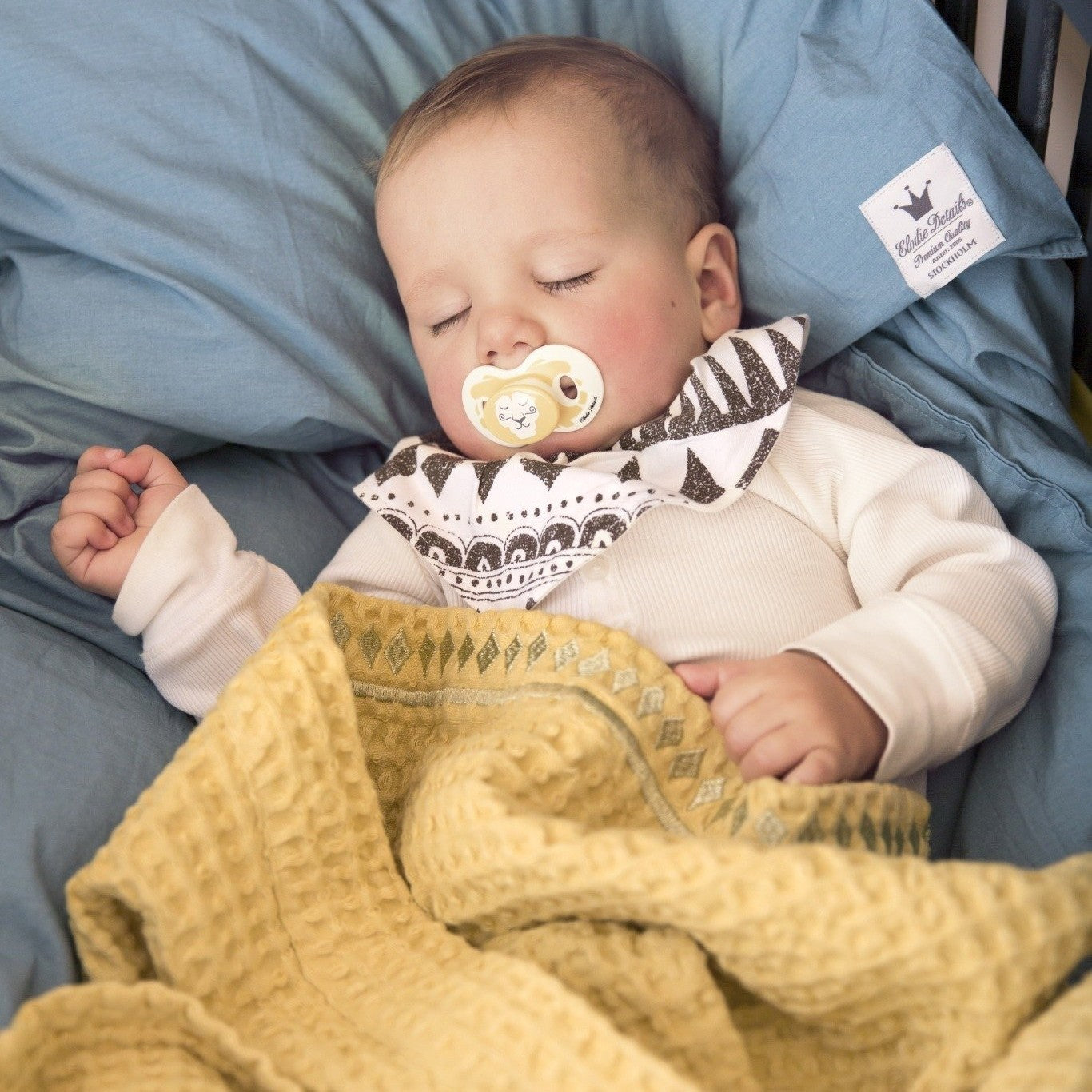 Elodie Details Śliniak dla dzieci bandana Graphic Devotion - 4kidspoint.pl