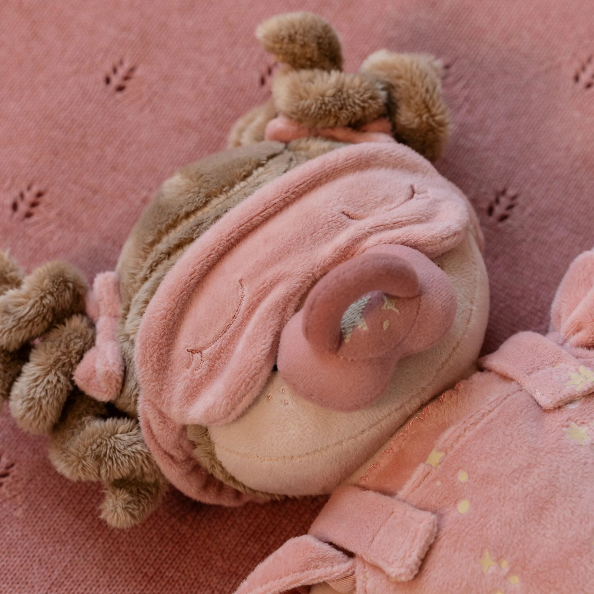 Little Dutch Miękka lalka Rosa w śpiworku z akcesoriami 40 cm