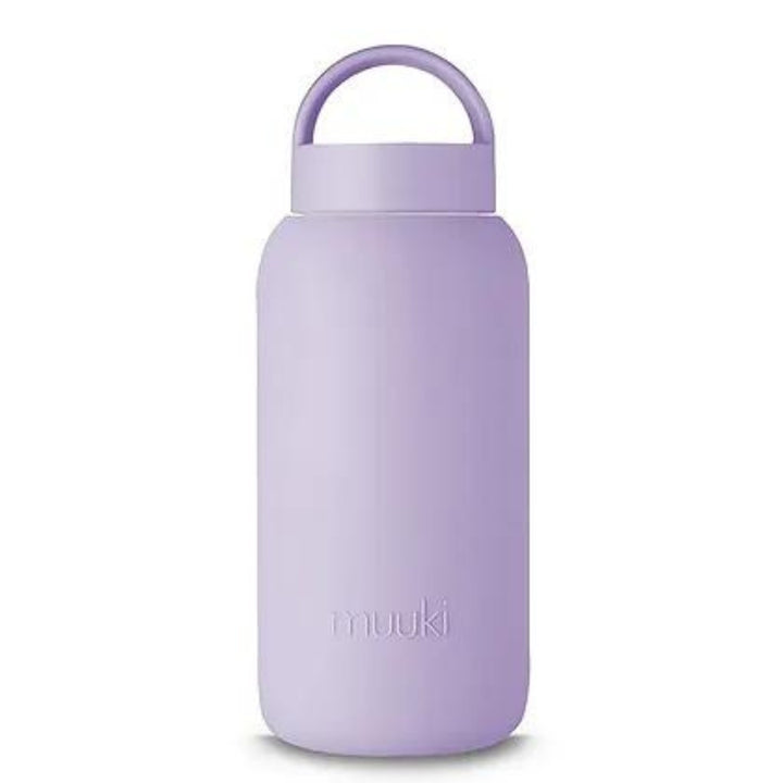 MUUKI Szklana butelka na wodę motywacyjna 720 ml Pastel Lilac