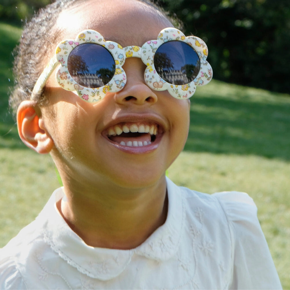 Rockahula Okulary przeciwsłoneczne dla dzieci Petal Flower