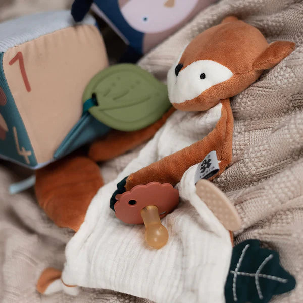 Sebra Przytulanka dla niemowlaka Activity comfort blanket Sparky the fox