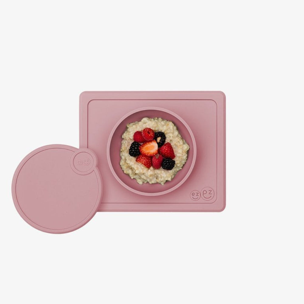 EZPZ Silikonowa miseczka pastelowy róż z podkładką  2w1 Mini Bowl + pokrywka