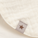 Huttelihut Czapka niemowlęca letnia z bawełny muślinowej Bear Ears Antique White