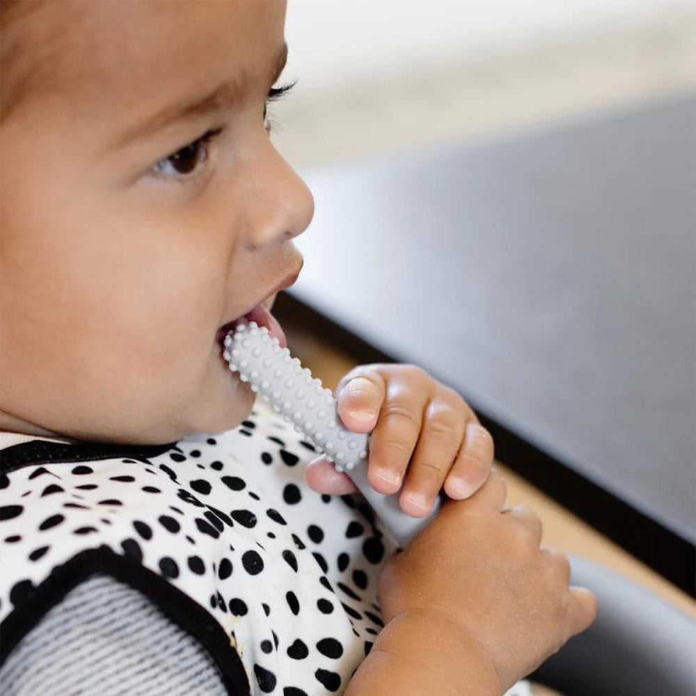 EZPZ Gryzaki dla niemowląt Oral Development Tools pastelowa szarość