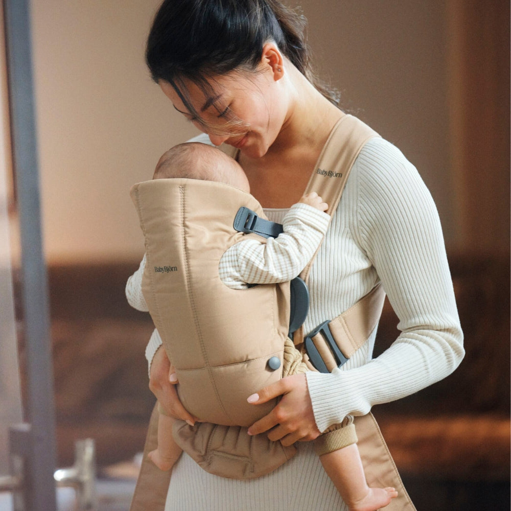 BABYBJORN Nosidełko dla niemowlaka MINI Woven Beige