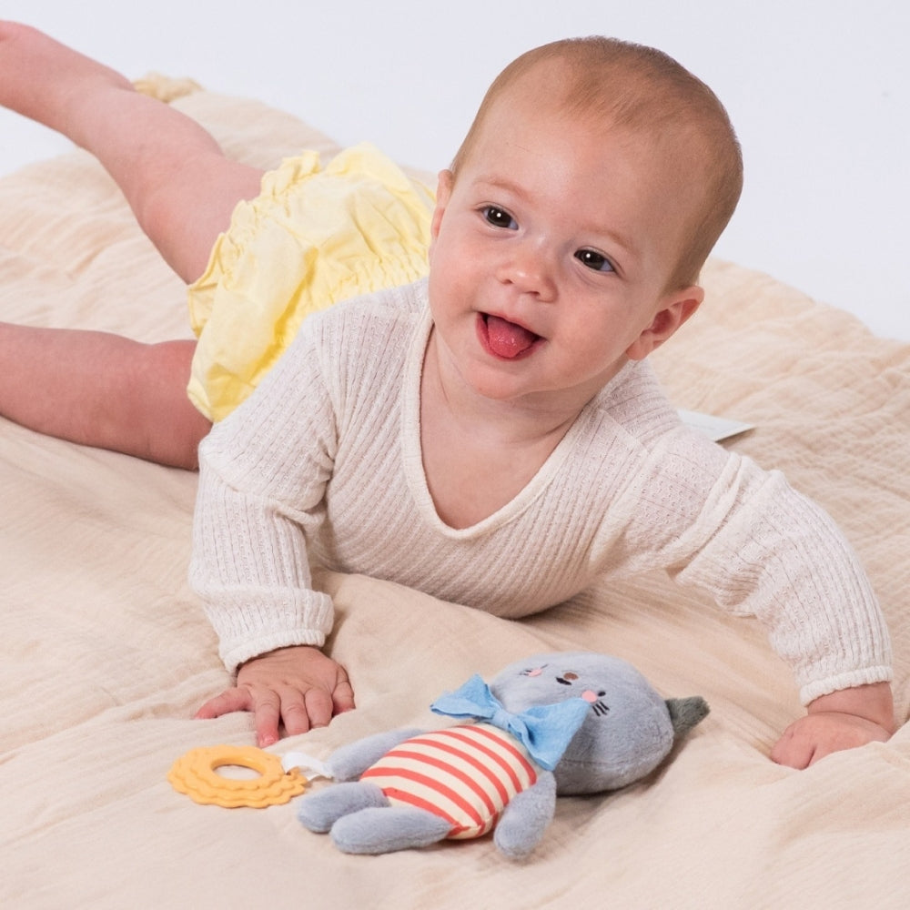 Taf Toys Przytulanka sensoryczna z gryzakiem kotek Clara