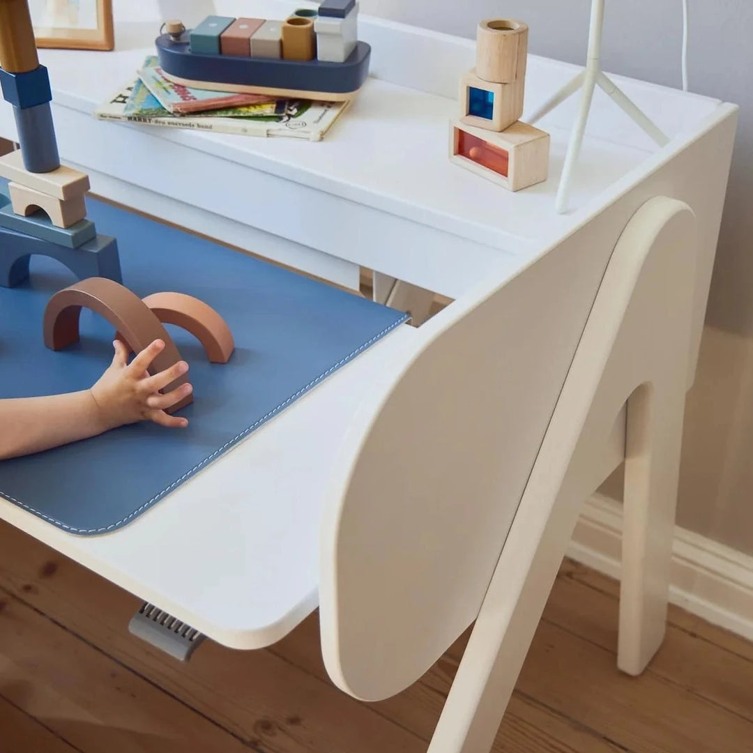 Flexa Ergonomiczne biurko dla dzieci Woody White