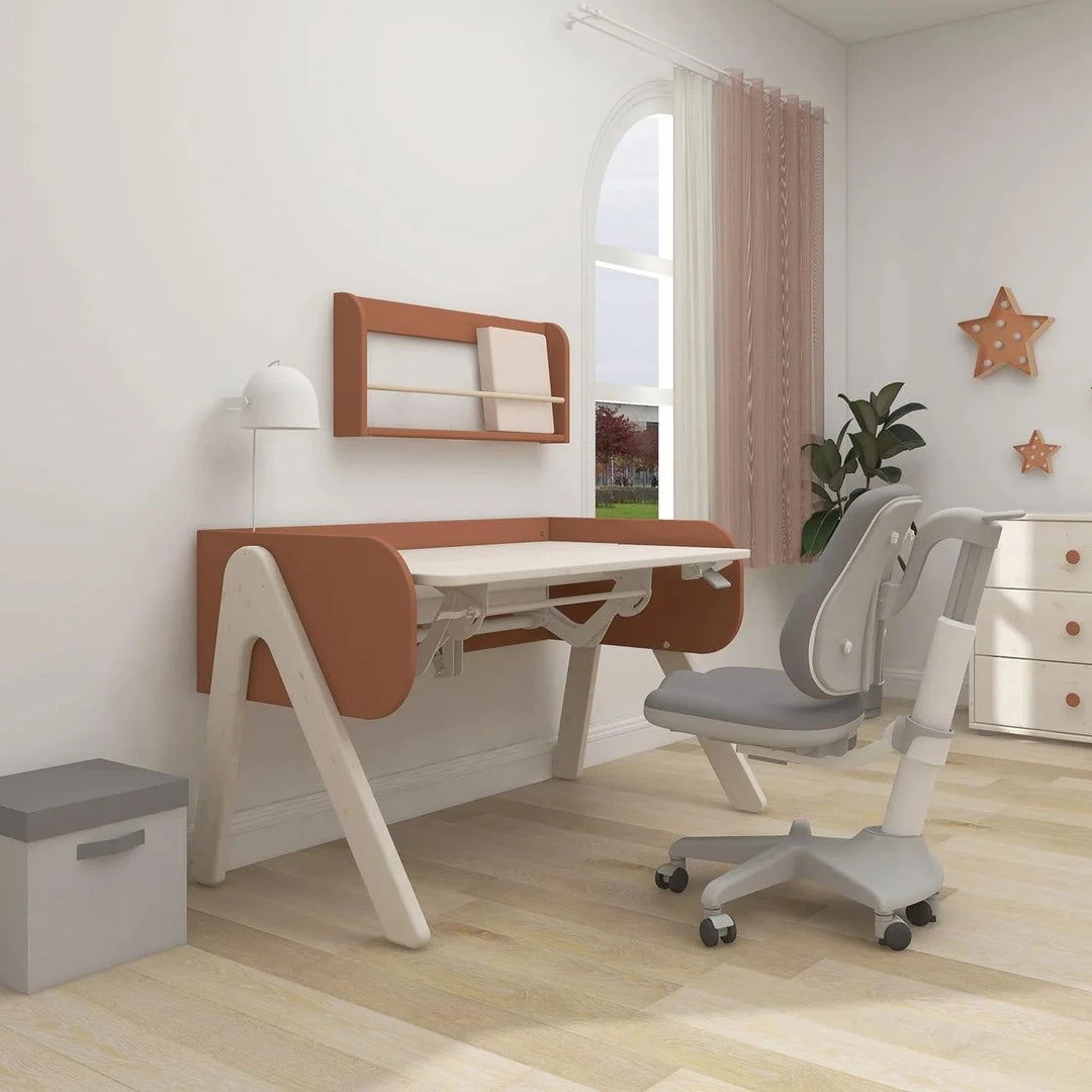 Flexa Ergonomiczne biurko dla dzieci Woody Light Blush White Washed Pine