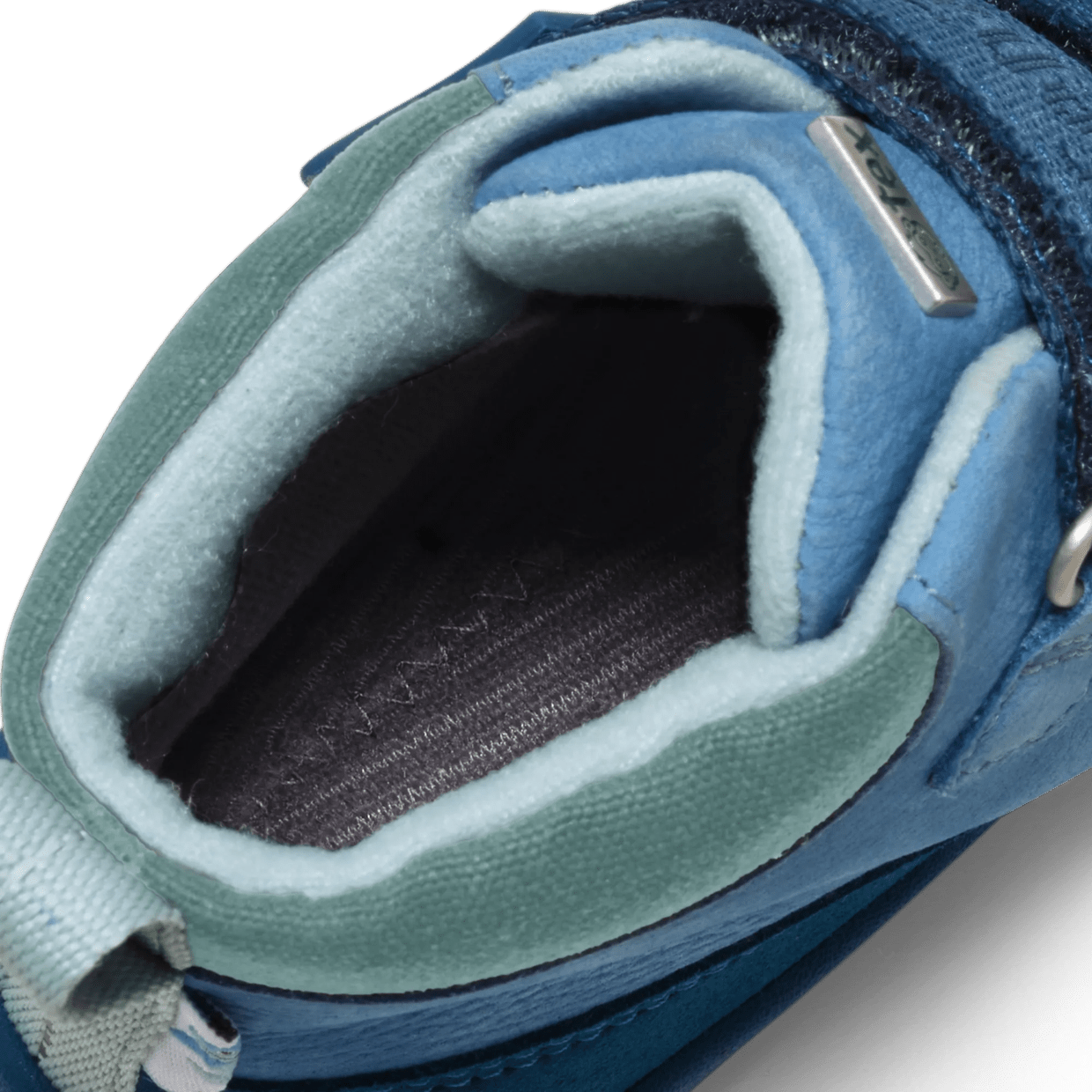 Affenzahn Buty dziecięce niskie trzewiki skórzane Friendy Shark
