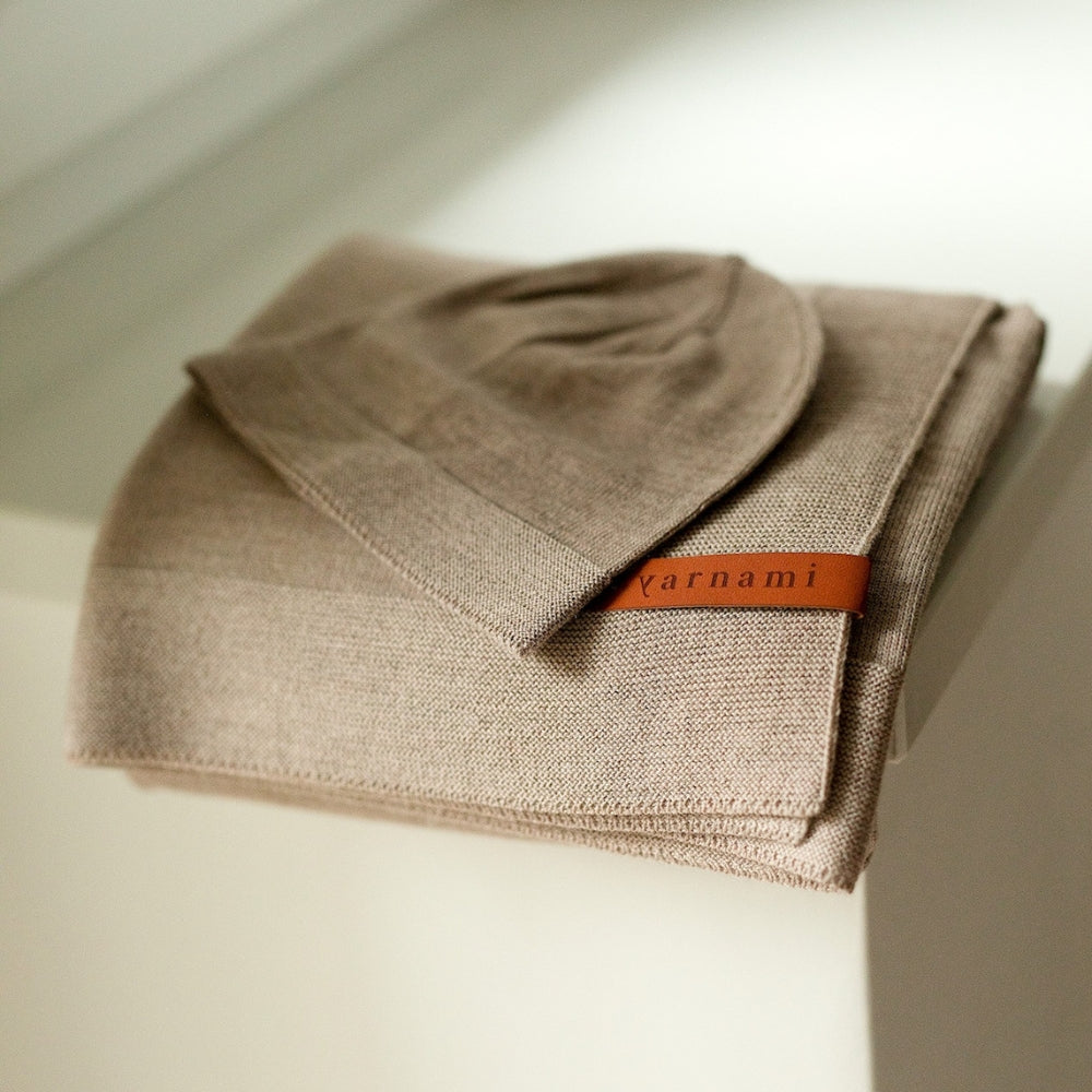 Yarnami by Poofi Zestaw merino Cozy dla niemowlaka delikatny brąz