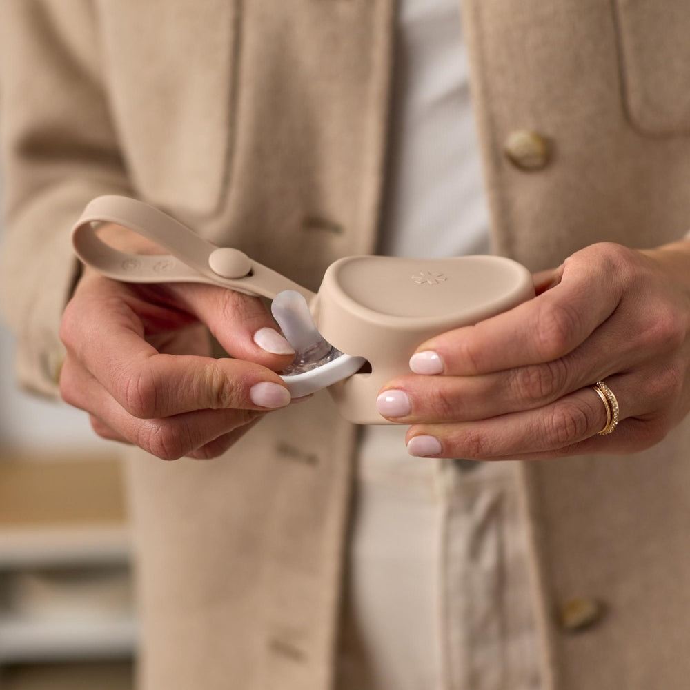 Skip Hop Silikonowe Etui na Smoczek Oat