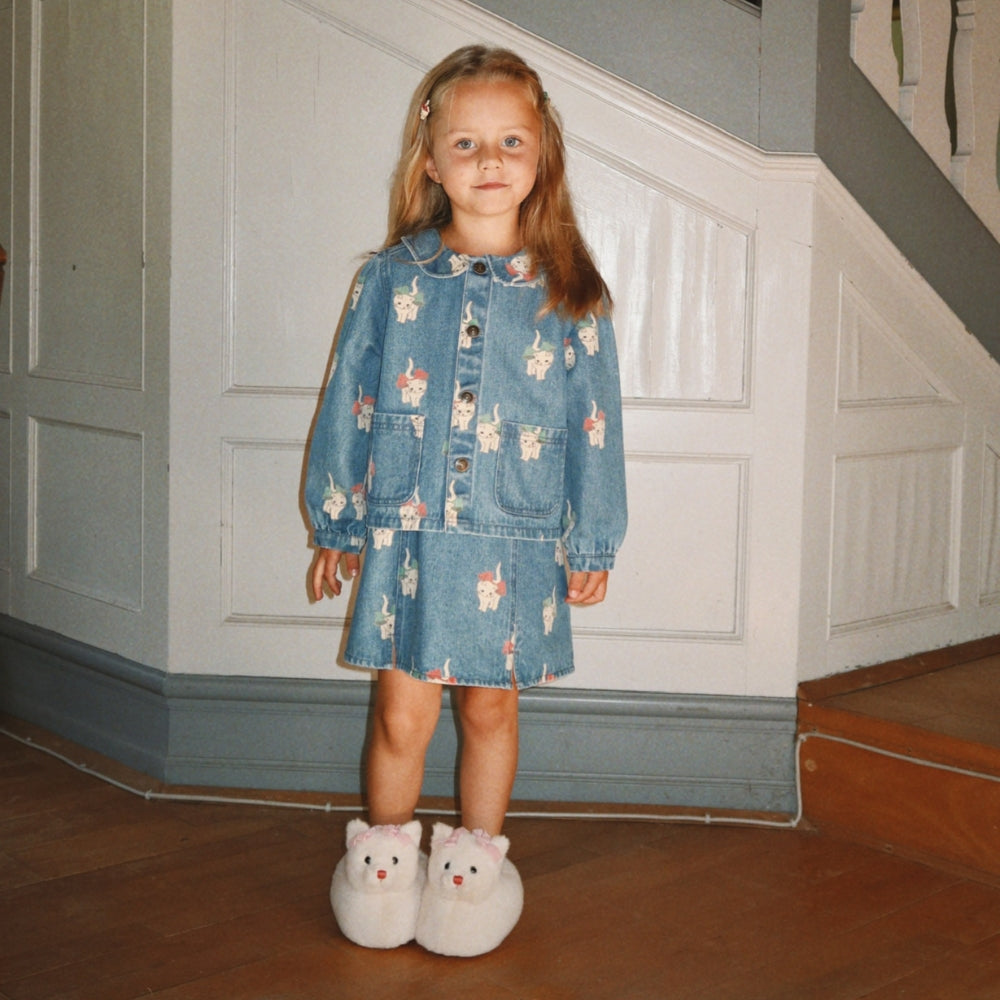 Konges Slojd Kurtka dżinsowa dla dziewczynki z kołnierzykiem Magot Bow Kitty