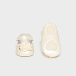 Mayoral Buty niechodki dla dziewczynki balerinki wizytowe z kwiatuszkiem Ecru