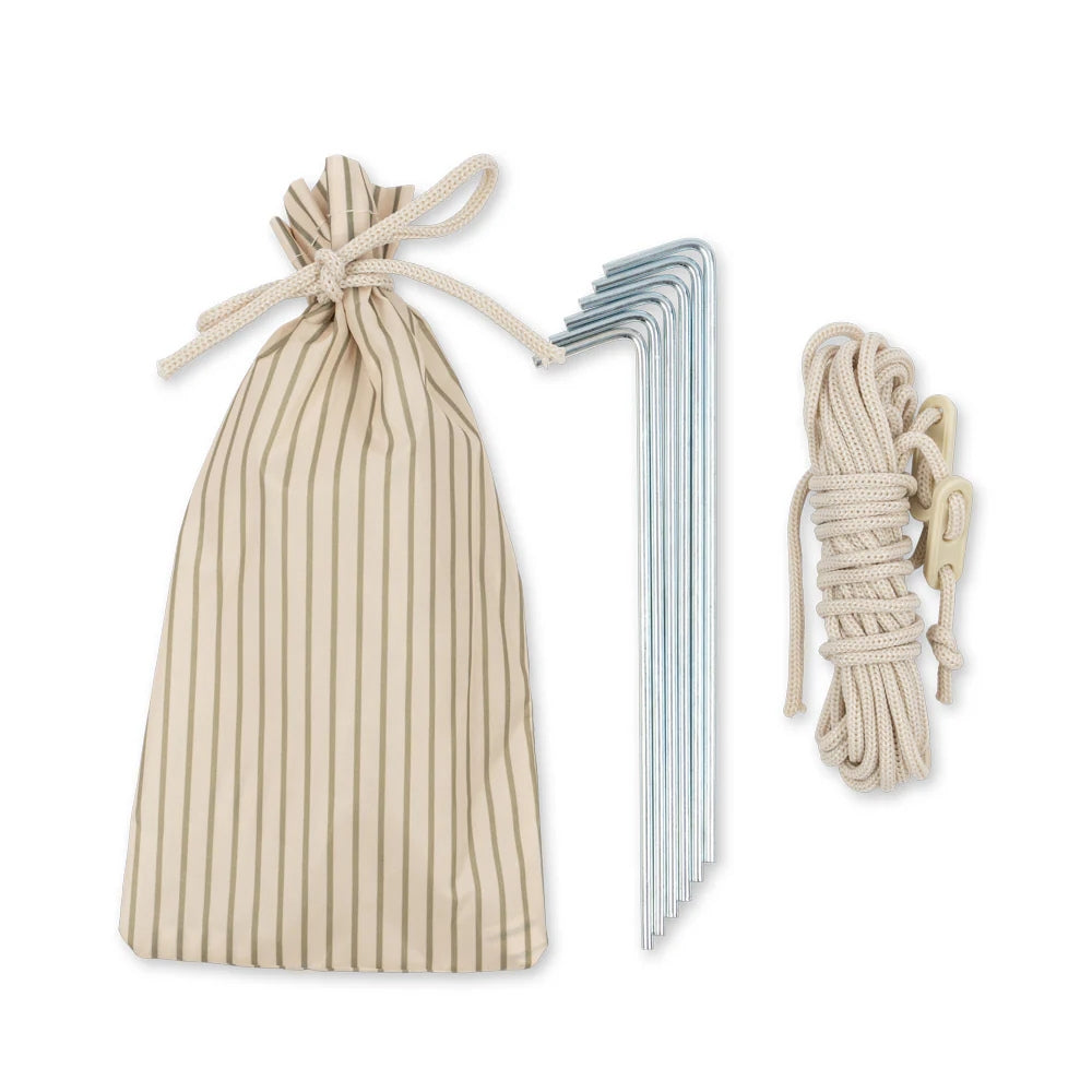 Konges Slojd Mały namiot dla dzieci plażowy typu Pop up Tea Stripe