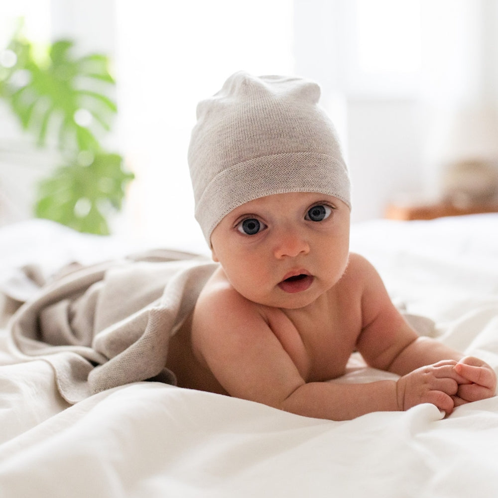 Yarnami by Poofi Zestaw merino Cozy dla niemowlaka beżowo-szary