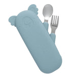 The Cotton Cloud Sztućce dziecięce w etui Zoe the Koala w kolorze Jade