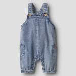 Lil’ Atelier Ogrodniczki niemowlęce Medium Blue Denim NBNTAYA