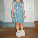 Konges Slojd Kapcie dziecięce Kitty Off White