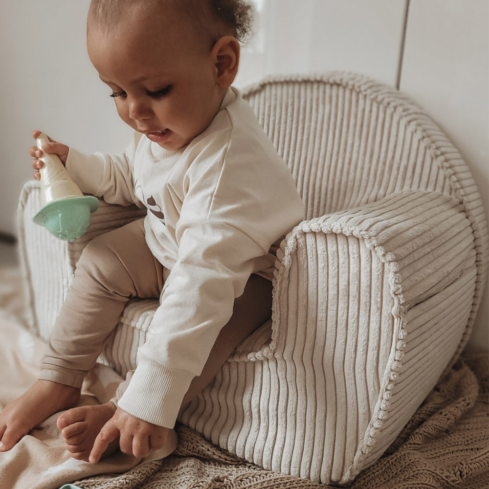 Muzpony Sztruksowy fotel dla dziecka Off white