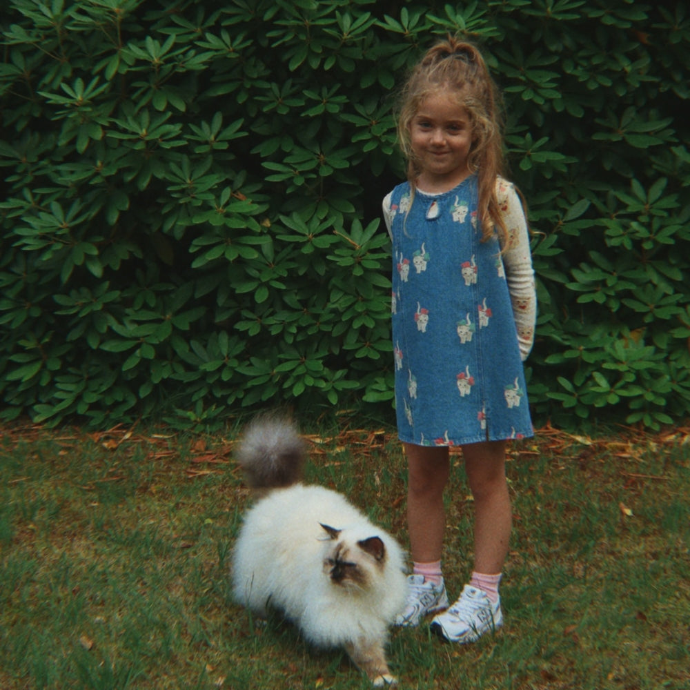 Konges Slojd Sukienka dżinsowa dla dziewczynki Magot Bow Kitty