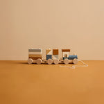 Kid’s Concept Drewniany pociąg do ciągnięcia