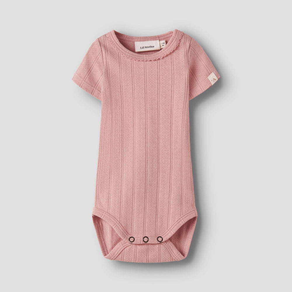 Lil’ Atelier Body niemowlęce dla dziewczynki slim Misty Rose NBFFALINA
